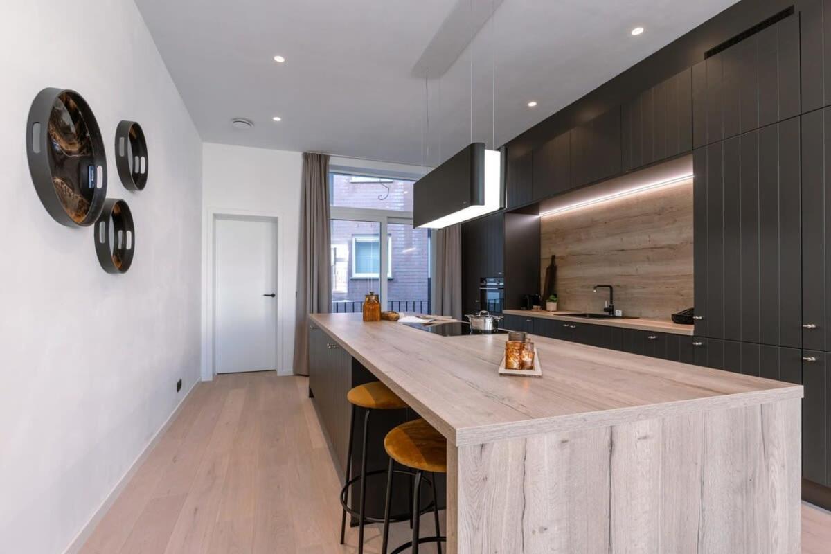 Luxurious Apartment In Town House Near The Beach Blankenberge Eksteriør billede