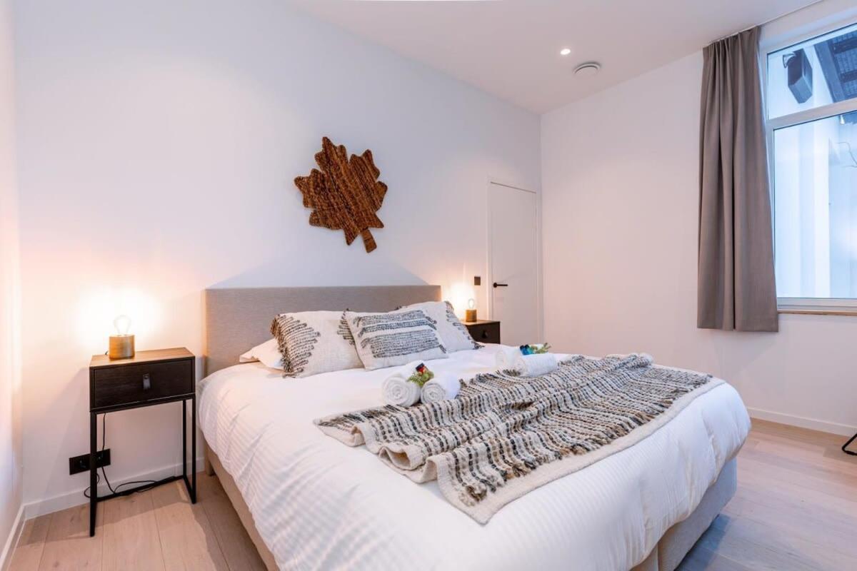 Luxurious Apartment In Town House Near The Beach Blankenberge Eksteriør billede